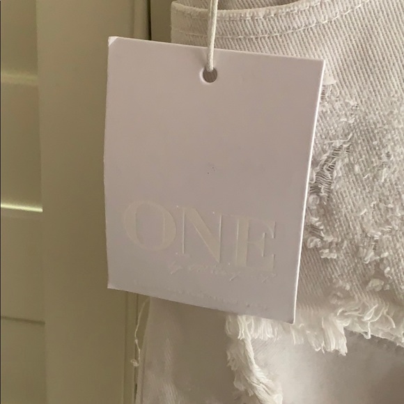 NWT Trashed Freebird One Teaspoon white denim jean - Picture 2 of 4